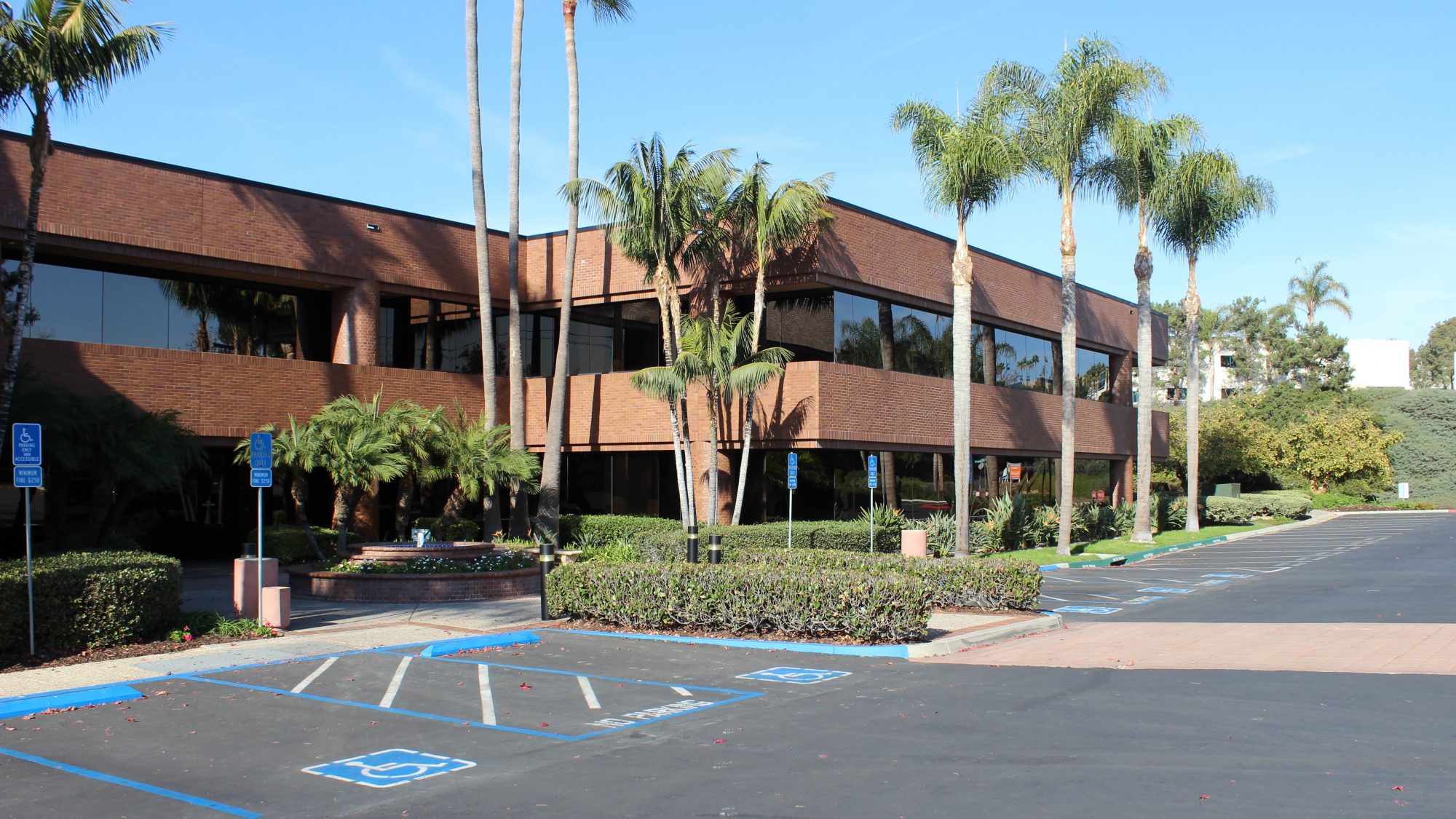 1901 Camino Vida Roble, Carlsbad, Ca 92008 Lockwood Commercial Realty